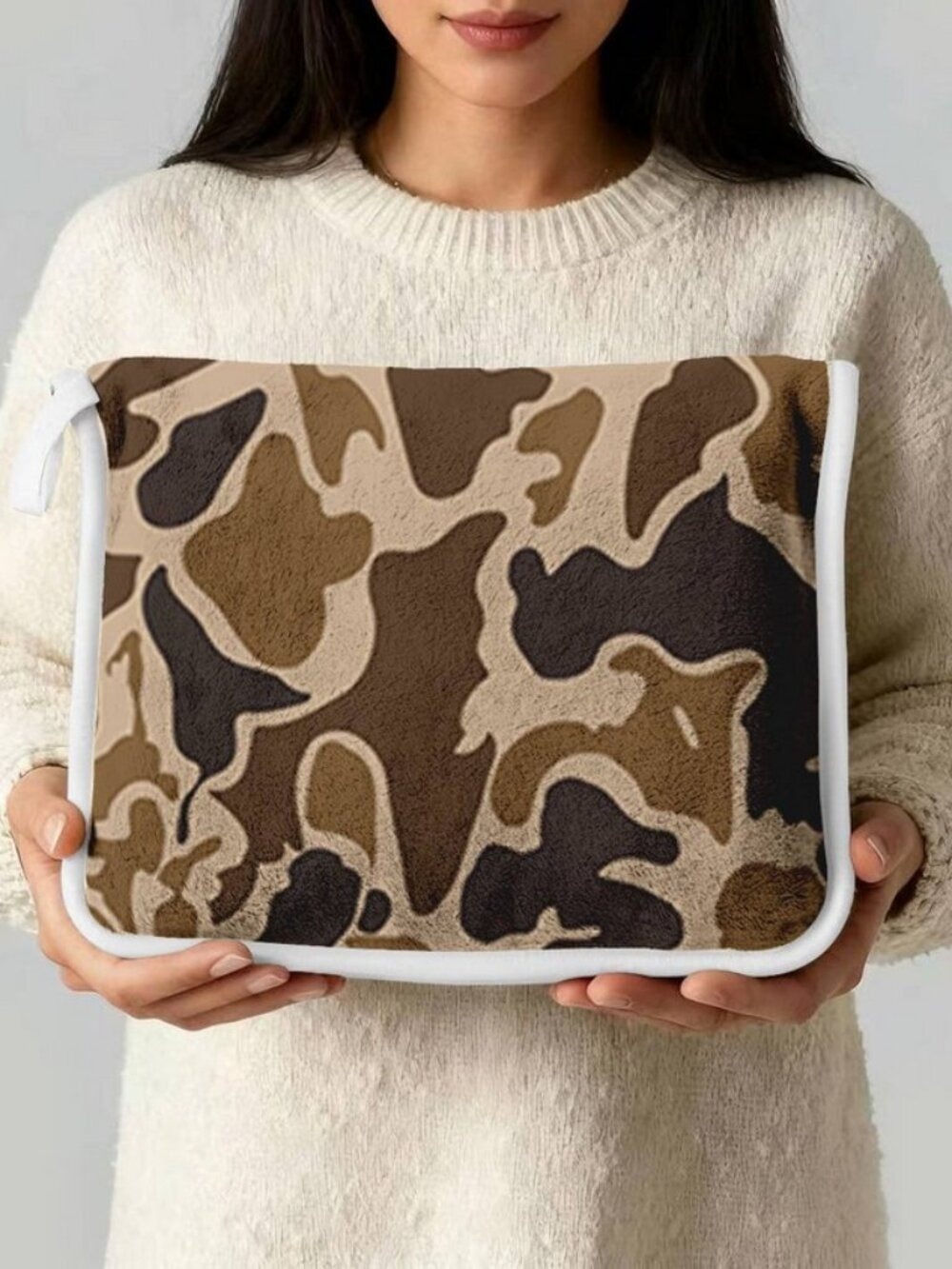 Duck Camo Plush Travel Blanket with Matching Case - Picture 2 of 10